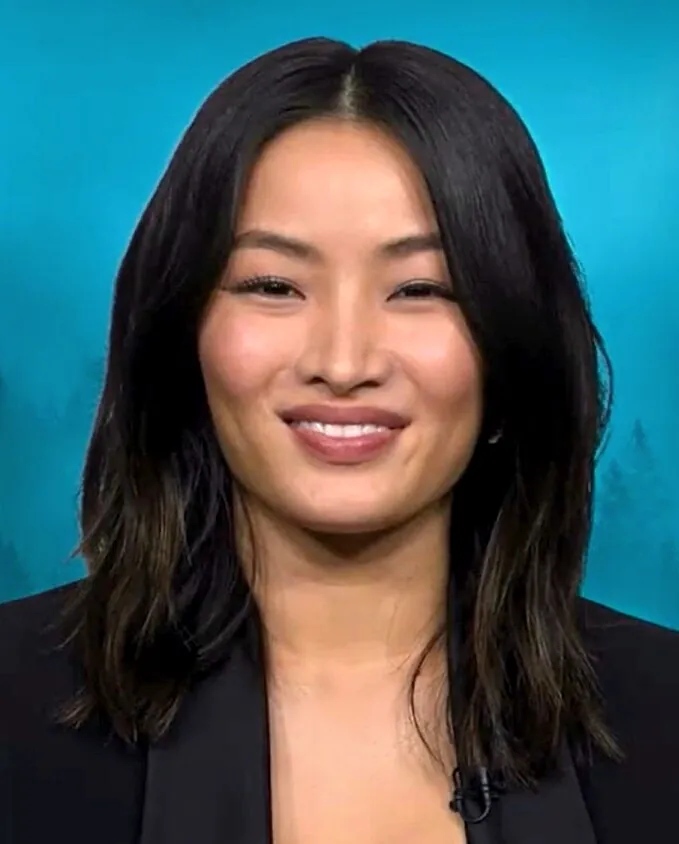 Anna Sawai